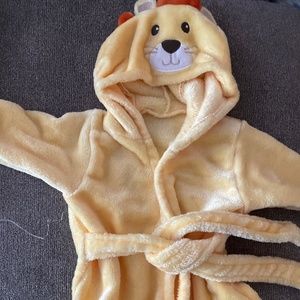 Baby robe